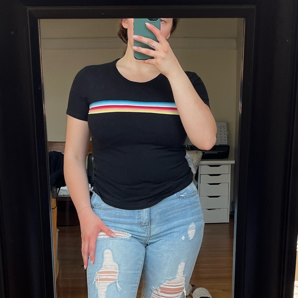 Soft and stretchy tee